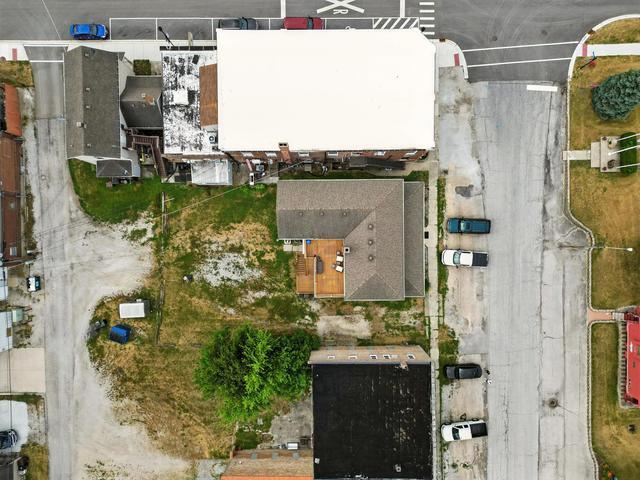 More Photos Of 605 Reed St, Beecher Office For Sale