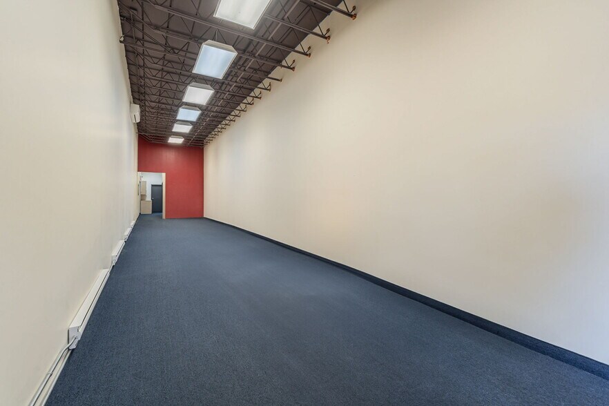 More Photos Of 3627-3645 Boul Des Sources, Dollard-des-Ormeaux Storefront Retail Office For Lease