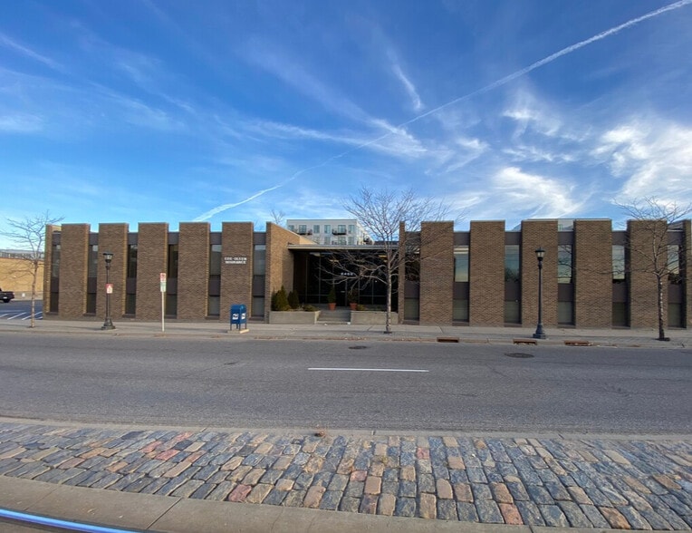 More Photos Of 2469 W University Ave, Saint Paul Office Residential For Sale
