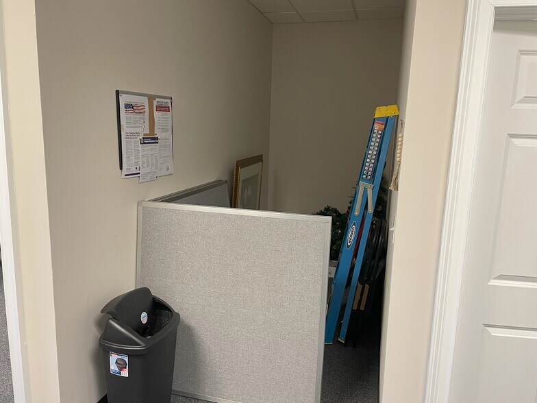 More Photos Of 107 Kilson Dr, Mooresville Office Residential For Sale