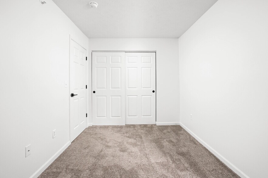 More Photos Of 3821 Central Ave, Indianapolis Apartments For Sale