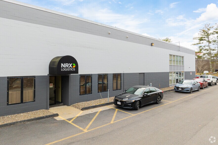 More Photos Of 200 Shuman Ave, Stoughton Warehouse For Lease