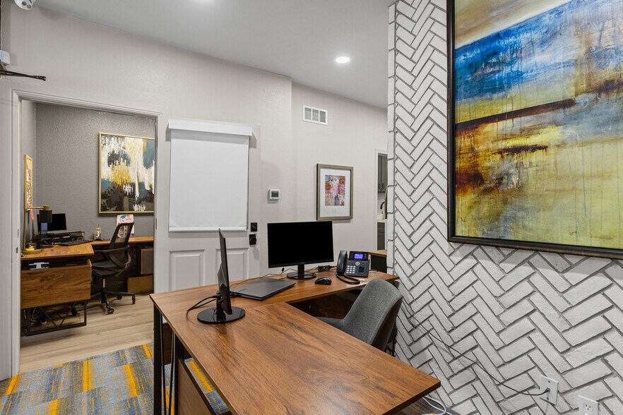 More Photos Of 621 N FM 1187, Aledo Office For Lease