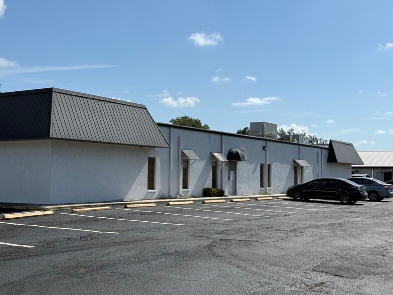 More Photos Of 410 W Renfro St, Plant City Office For Lease