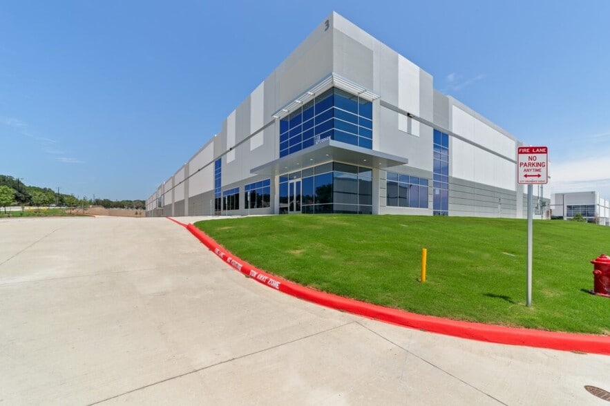 More Photos Of West Avenue and Wurzbach Parkway, San Antonio Unknown For Lease