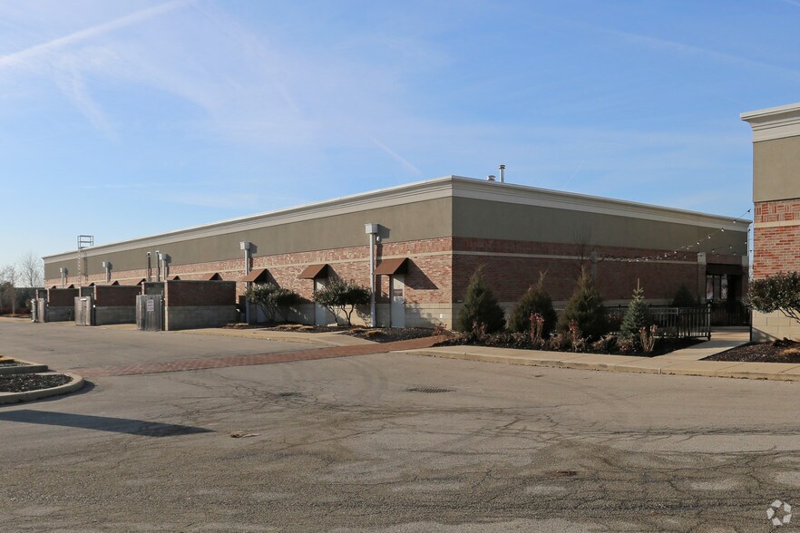 More Photos Of 4450 Weston Pointe Dr, Zionsville Freestanding For Lease