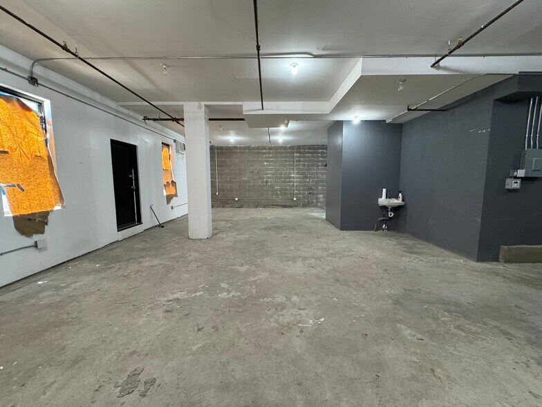 More Photos Of 1598 Eastern Pky, Brooklyn Apartments For Lease