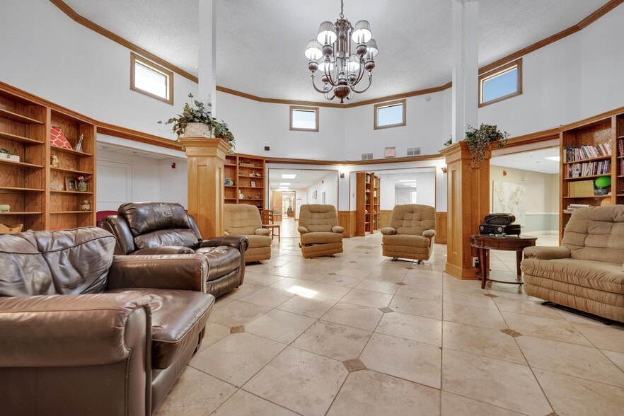More Photos Of 1710 N McDonald St, McKinney Assisted Living For Sale