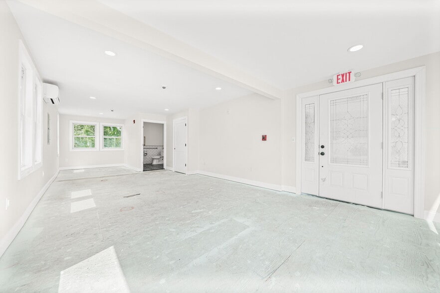 More Photos Of 12 Route 202, Montville General Retail For Lease