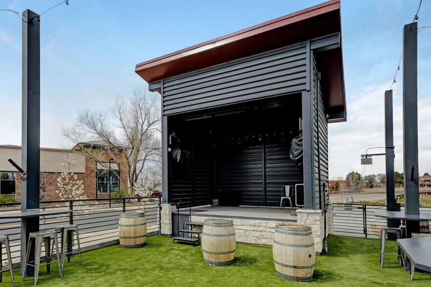 More Photos Of 11160 S Pikes Peak Dr, Parker Restaurant For Sale