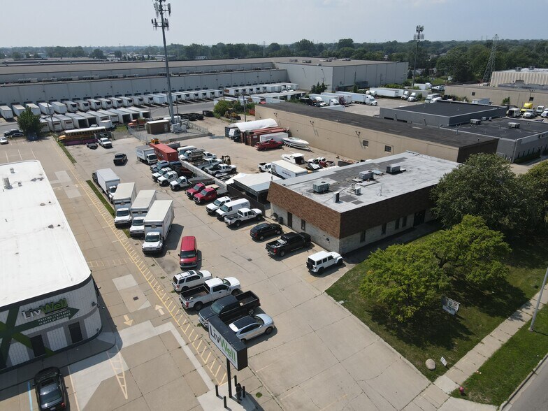 More Photos Of 14156 E 11 Mile Rd, Warren Industrial For Sale