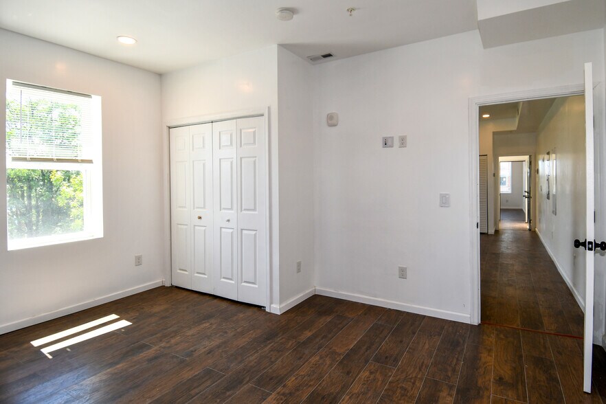 More Photos Of 2601 N Charles St, Baltimore Apartments For Sale