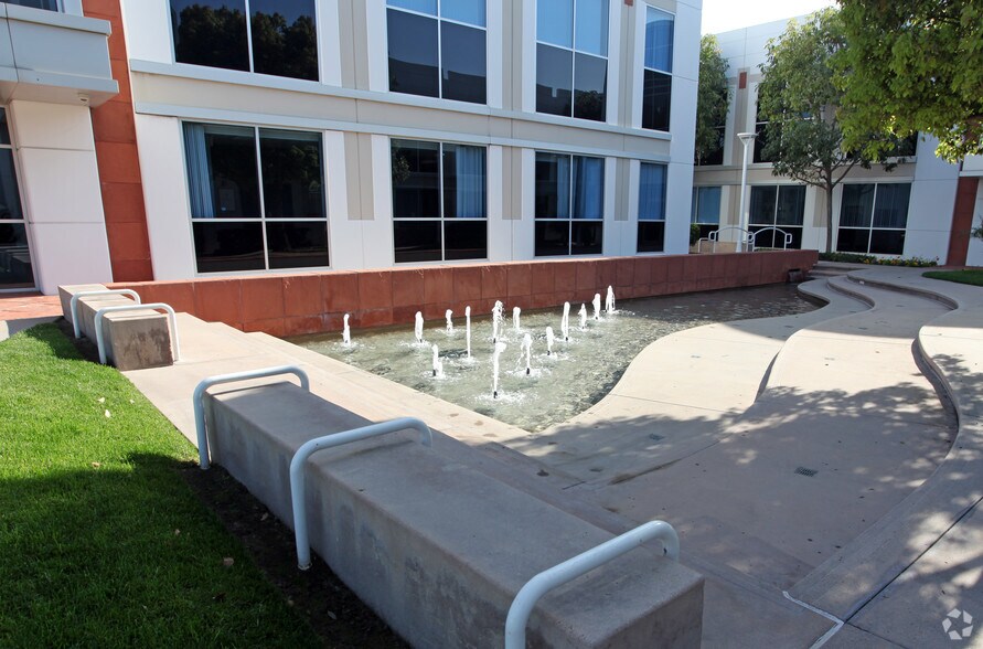 More Photos Of 21068 Bake Pky, Lake Forest Office For Sale