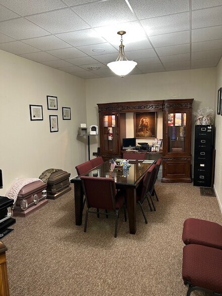 More Photos Of 199 Harmony Rd, Huntsville Office For Sale