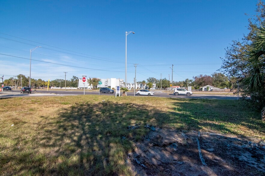 More Photos Of 10007 S US Highway 41, Gibsonton Land For Sale