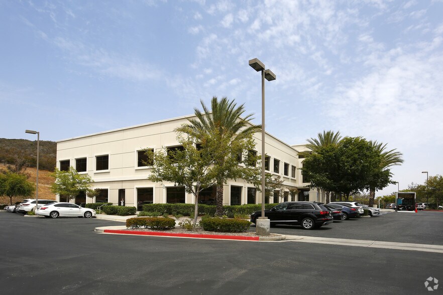 More Photos Of 1 Ridgegate, Temecula Office For Lease