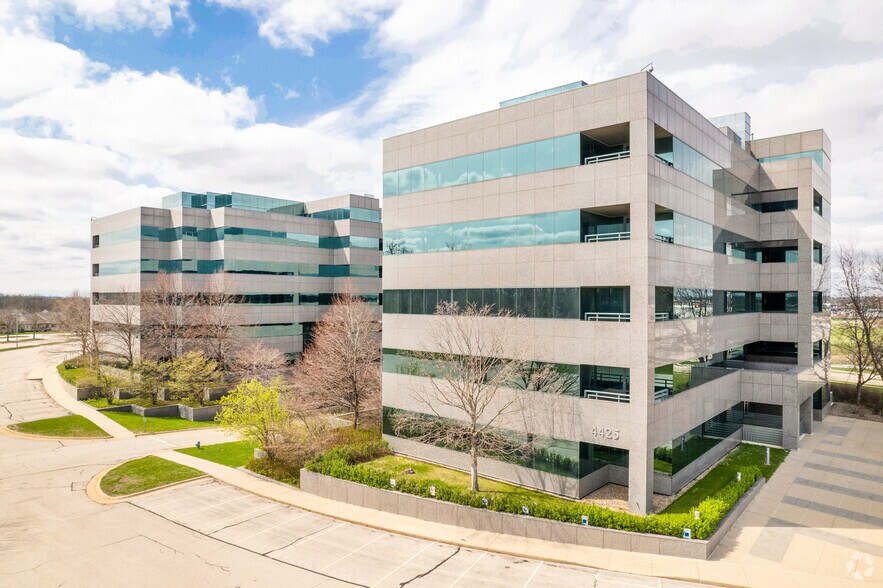 More Photos Of 4515 N River Blvd, Cedar Rapids Unknown For Lease