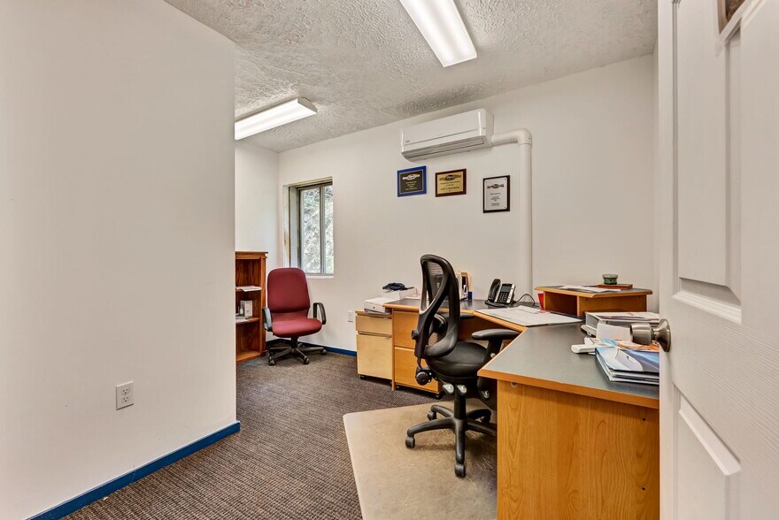 More Photos Of 203 Hershinger Rd, Coraopolis Office For Sale