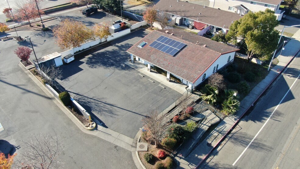 More Photos Of 1158 Court St, Redding Medical For Sale