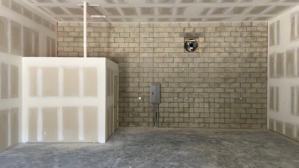 More Photos Of 1101 Reed Canal Rd, Port Orange Industrial For Sale