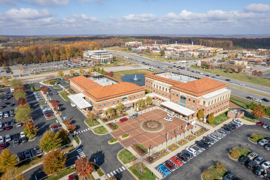 More Photos Of 601 Watkins Centre Pky, Midlothian Medical For Lease