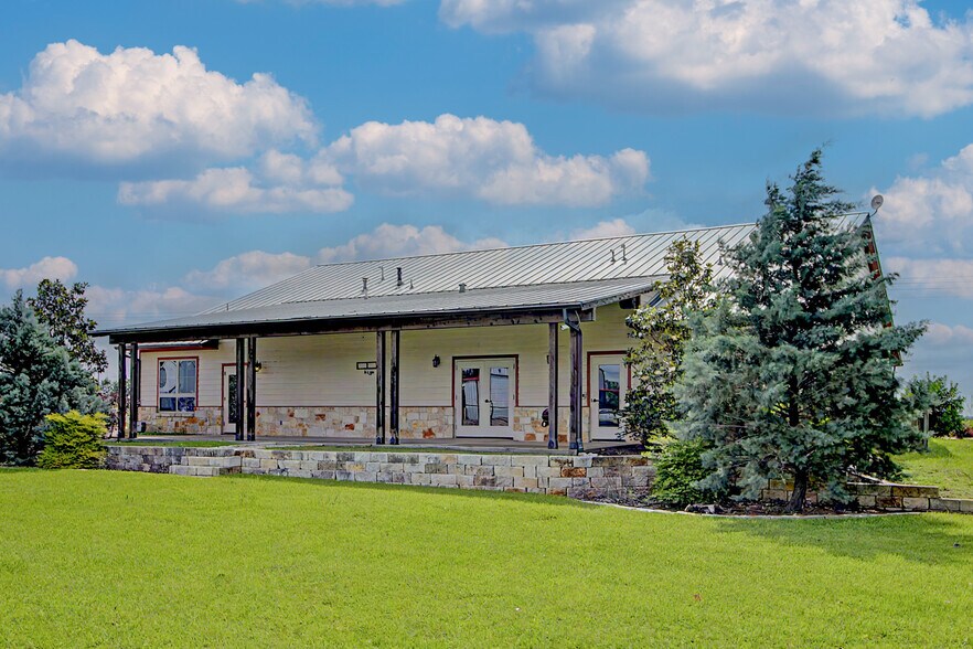 More Photos Of 8050 TX-21, Caldwell Office For Lease