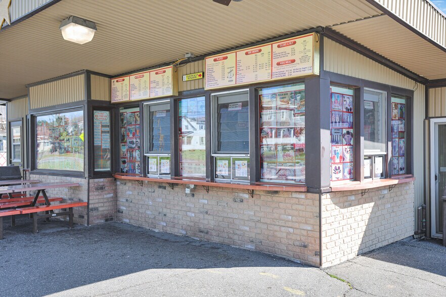 More Photos Of 232 Main St, Van Buren Restaurant For Sale