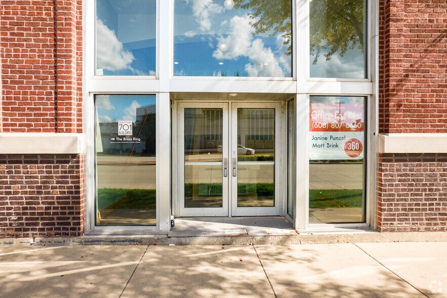 More Photos Of 701 E Washington Ave, Madison Loft Creative Space For Lease