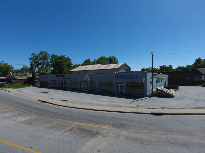 More Photos Of 312 Kanuga Rd, Hendersonville Auto Dealership For Lease