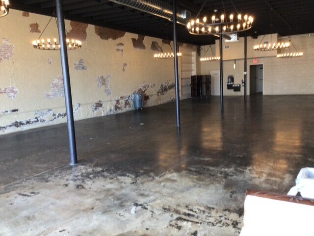 More Photos Of 108 W McCart St, Krum Storefront Retail Office For Lease