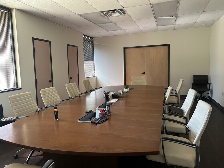 More Photos Of 2001 108th St, Grand Prairie Light Distribution For Lease