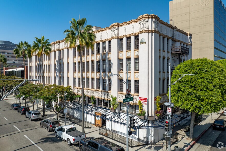 Primary Photo Of 9601-9621 Brighton Way, Beverly Hills Medical For Lease