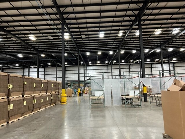 More Photos Of 500 N 72nd Ave, Wausau Distribution For Lease