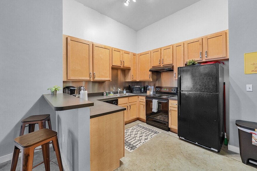 More Photos Of , Saint Louis Multifamily For Sale