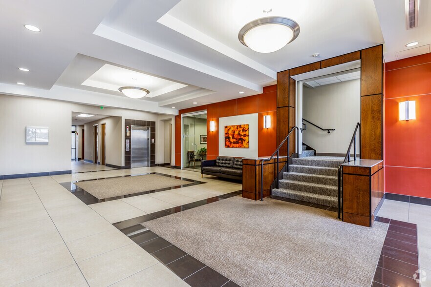 More Photos Of 9500 Koger Blvd N, Saint Petersburg Unknown For Lease