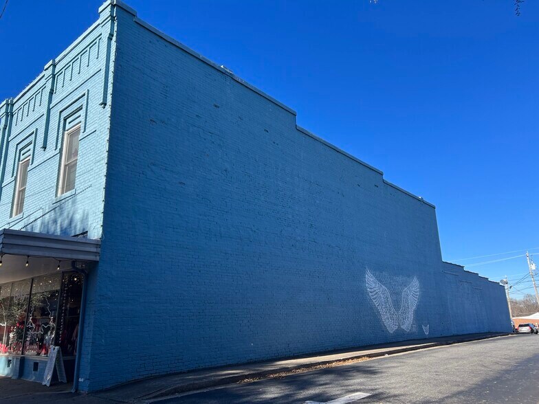 More Photos Of 171-173 E Main St, Forest City Storefront For Sale