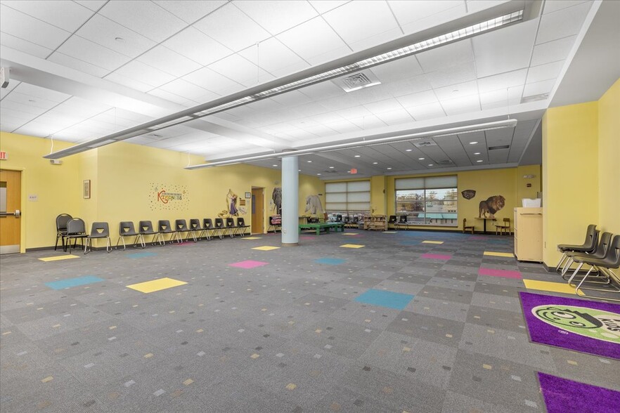 More Photos Of 35 N Jefferson Ave, Canonsburg Coworking Space