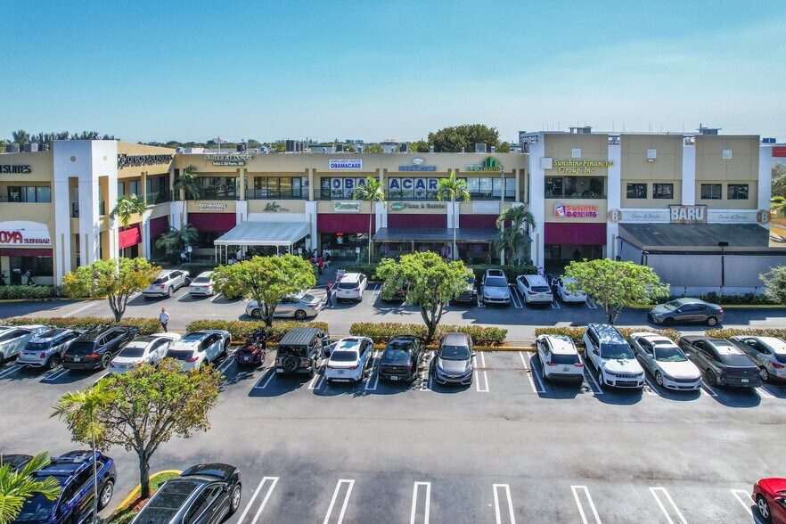 More Photos Of 11402 Doral Blvd, Miami Unknown For Lease