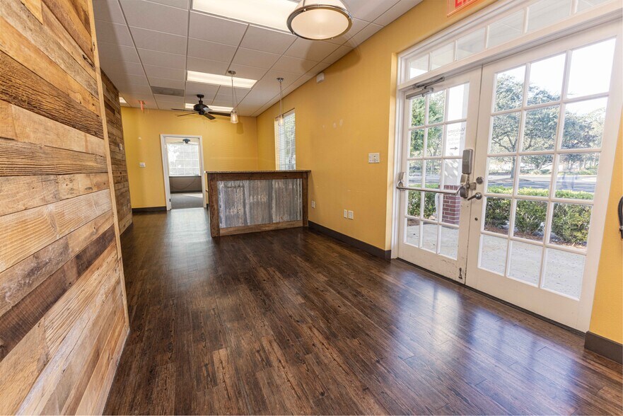 More Photos Of 3400 Southern Trce, The Villages Office For Sale