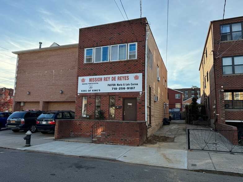 Primary Photo Of 2376 E 15th St, Brooklyn Specialty For Sale