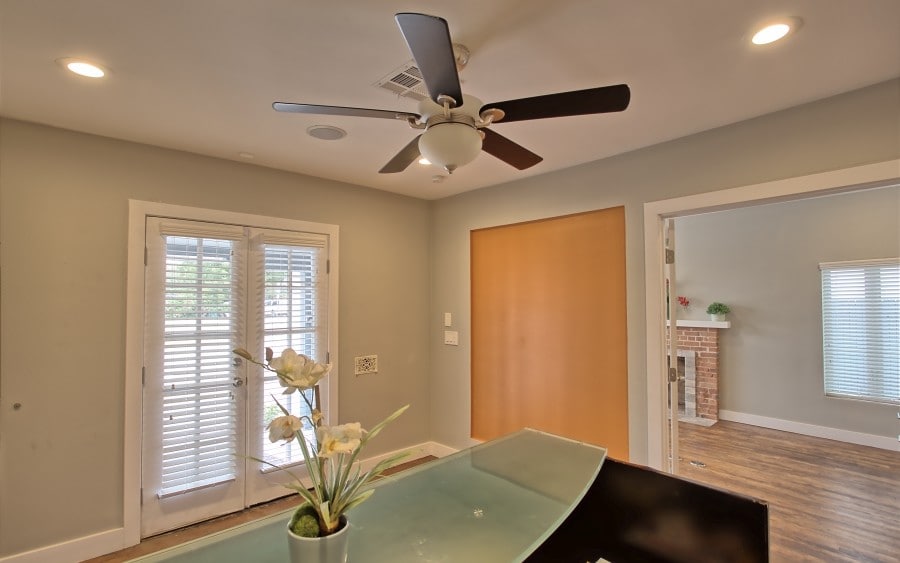 More Photos Of 131 W University Dr, Mesa Office Residential For Lease