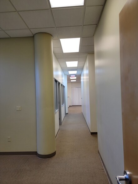 More Photos Of 2277 Watt Ave, Sacramento Office For Lease