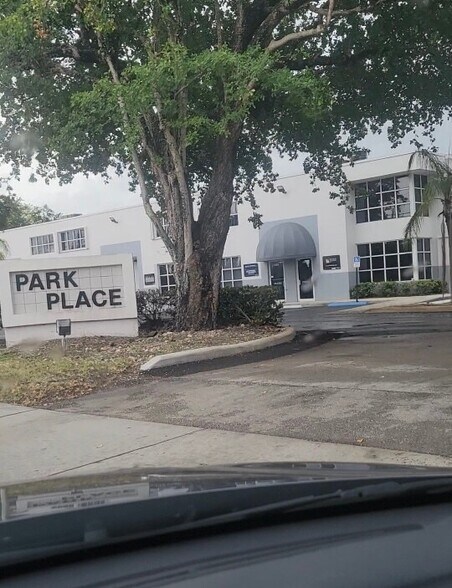 More Photos Of 13382-13422 SW 128th St, Miami Office Residential For Lease