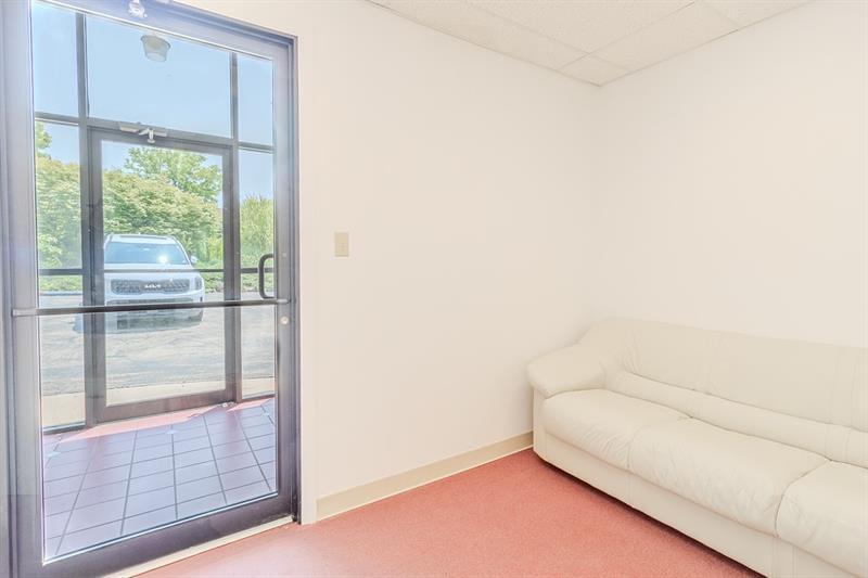 More Photos Of 1027 W Main St, Mount Pleasant Medical For Sale