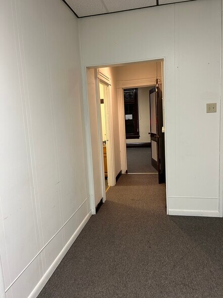 More Photos Of 212 N Chestnut St, Scottdale Apartments For Lease