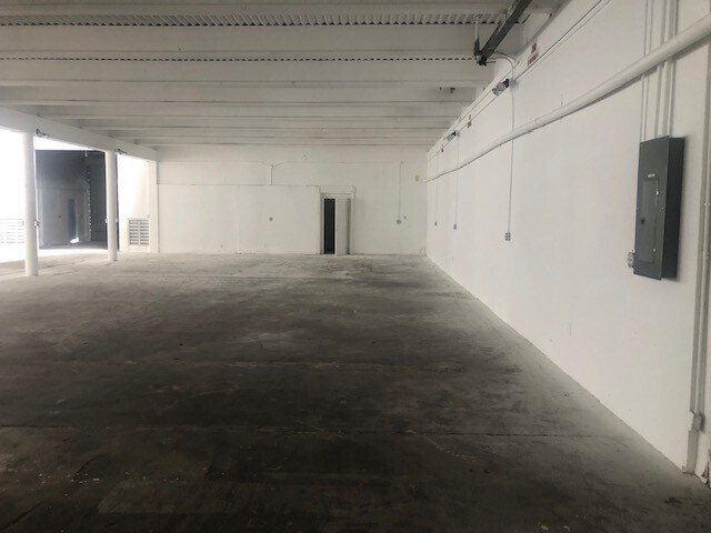 More Photos Of 1102 S Us Highway 1, Fort Pierce General Retail For Sale