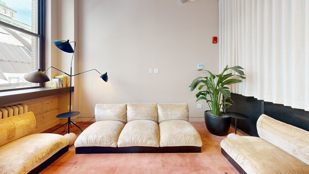 More Photos Of 110 E 25th St, New York Coworking Space