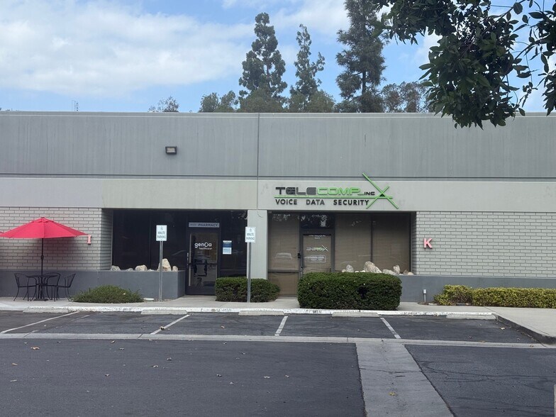 Primary Photo Of 11721 Telegraph Rd, Santa Fe Springs Unknown For Lease