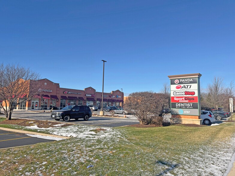 More Photos Of 27 S Western Ave, Carpentersville Unknown For Lease