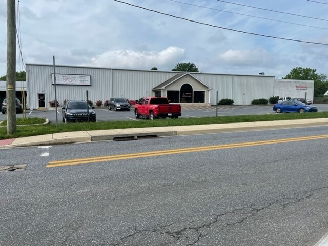 Primary Photo Of 600 South St, New Castle Freestanding For Lease